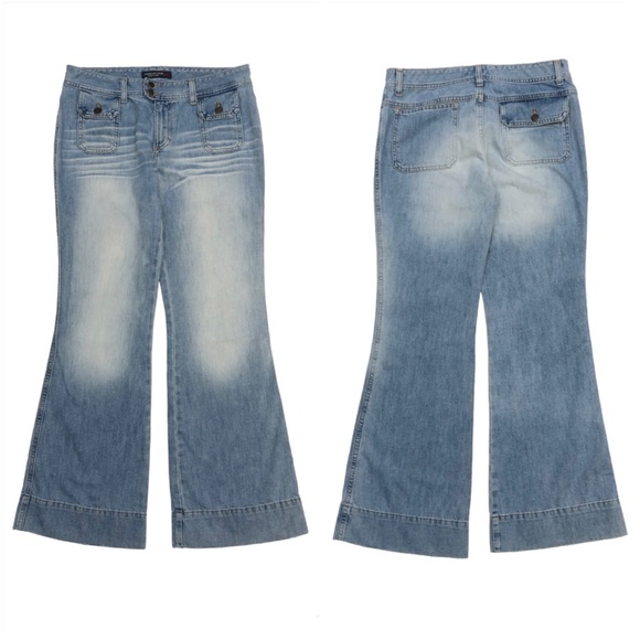 Vintage American Eagle Outfitters Light Wash Flair Leg Blue Jeans 8 - Picture 1 of 12